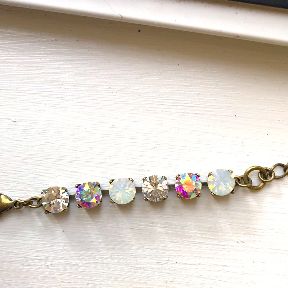 White Opal + Aurora Borealis Crystal Bracelet - Picture 4 of 16